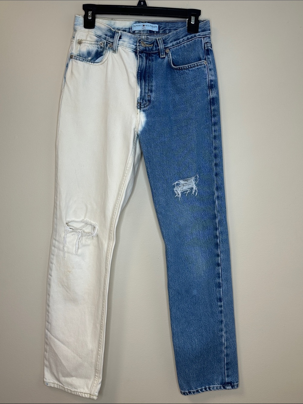 Women’s Tommy Hilfiger Two-Tone White & Blue Straight Jeans Size 8